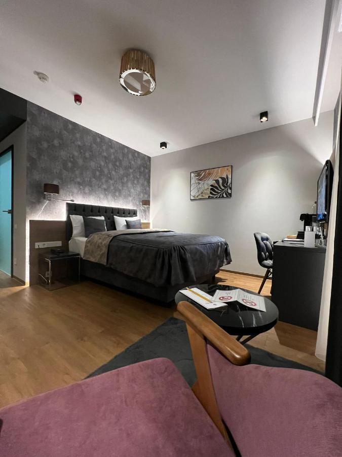 Design Hotel Winterrot 卡尔斯鲁厄 外观 照片