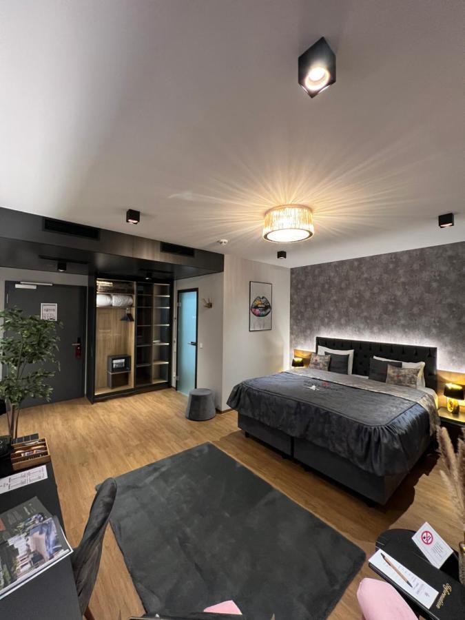 Design Hotel Winterrot 卡尔斯鲁厄 外观 照片